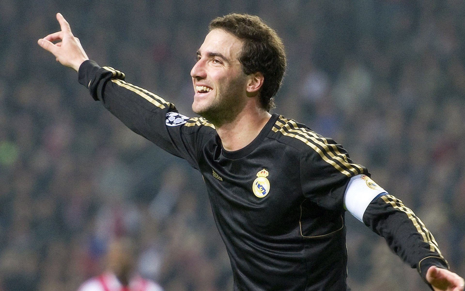 球迷互动:欧冠你最喜欢的比赛是哪一场?,欧冠最精彩的足球比赛