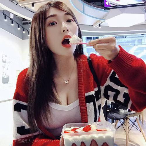 勇士在第四节实现大逆转，库里关键三分让球队夺冠希望再燃！，勇士第三节50分