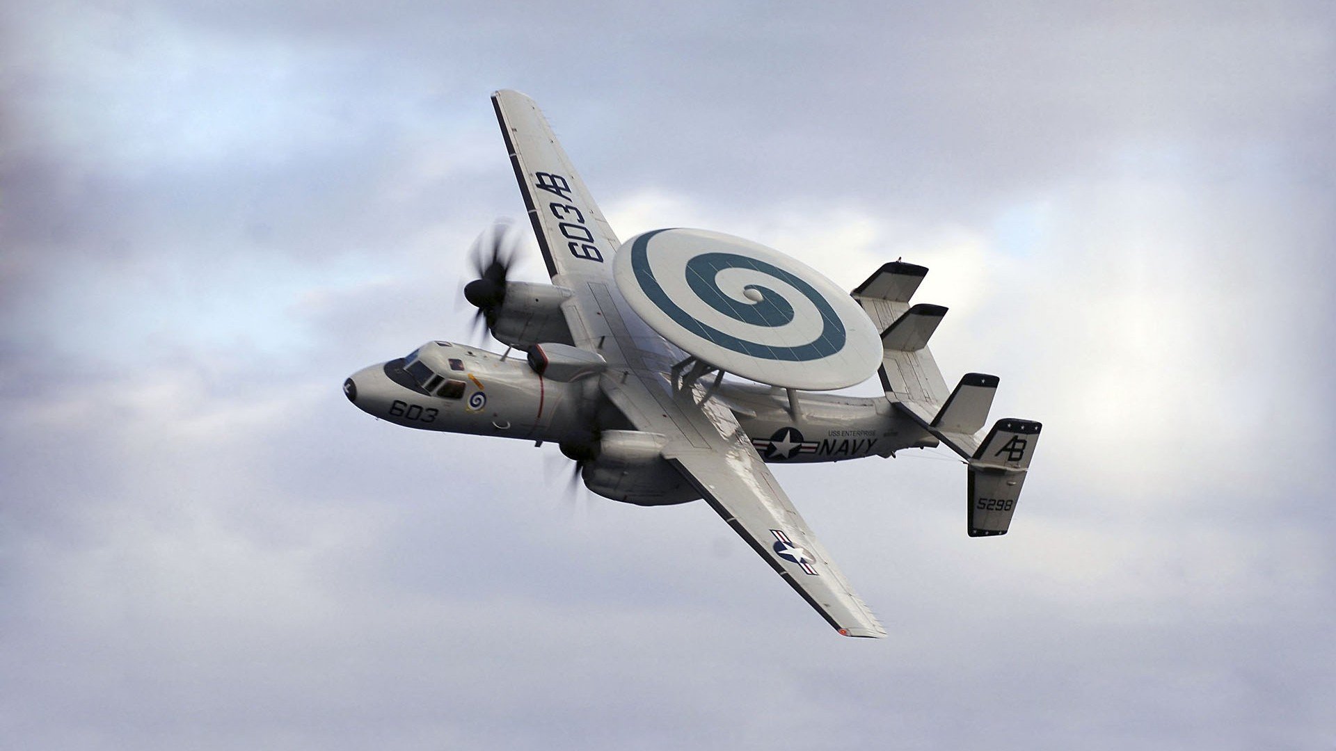 西甲战火重燃:攻防精彩瞬间不断!,2021西甲揭幕战